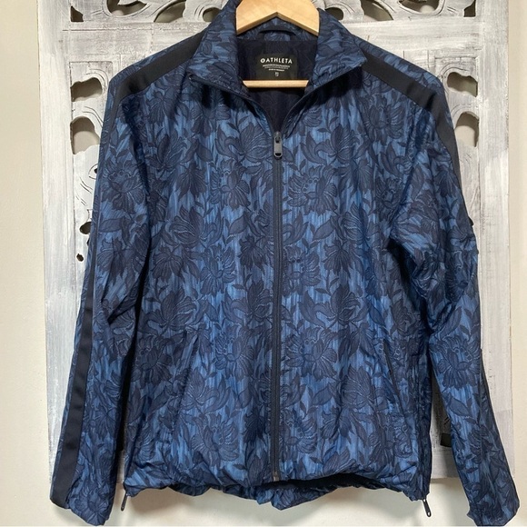 NWOT Athleta Sightseer Lace Jacket Ethereal Bloom Cottage Blue - Picture 3 of 11